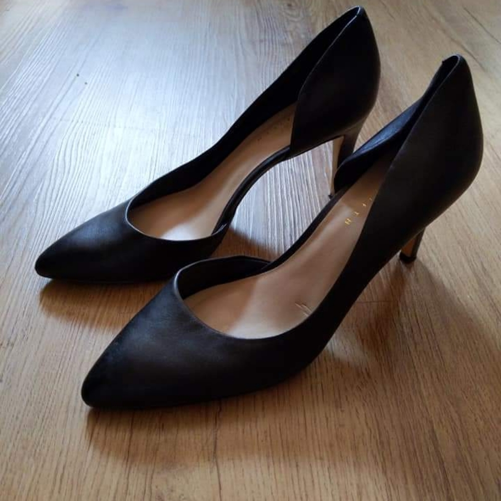 Lord & Taylor Black Heels, 8.5